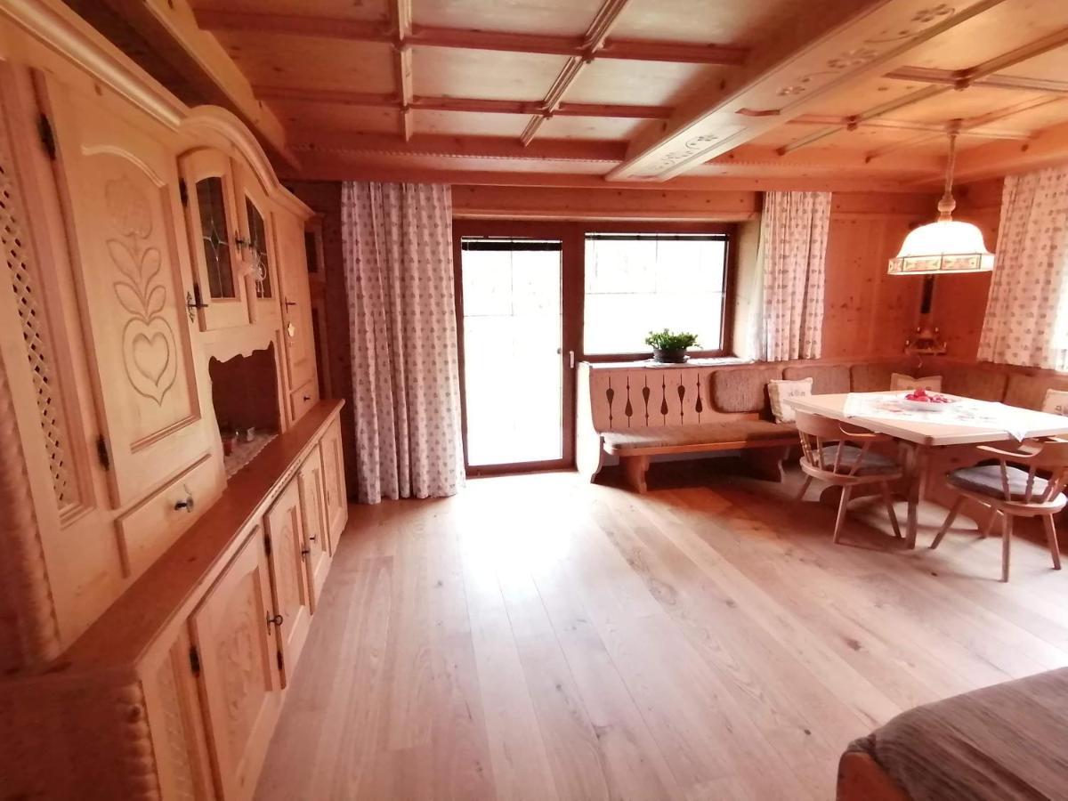 Apartmenthaus Paradise อินส์บรุค ภายนอก รูปภาพ